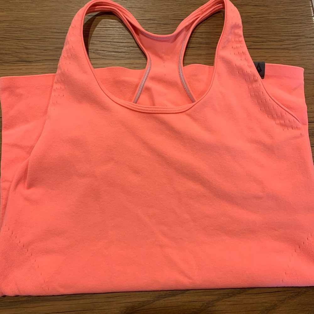 Ivivva tank top